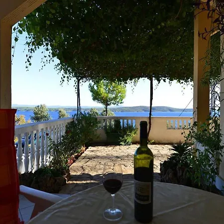 Dobrila Jelsa (Hvar)