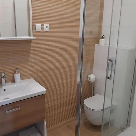 Dobrila Apartment *