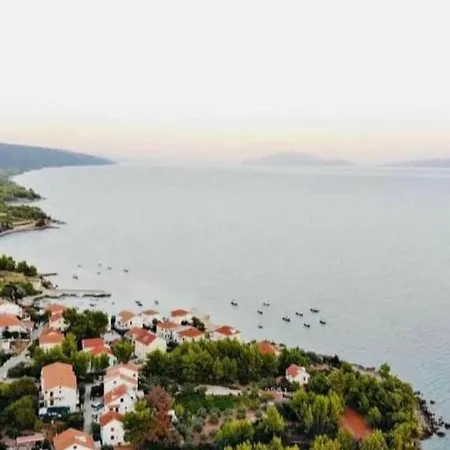 Apartment Dobrila *