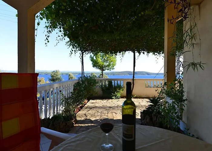 Dobrila Jelsa (Hvar)